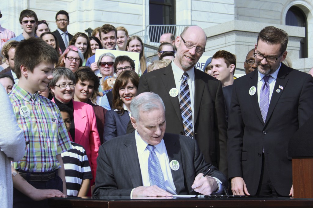 Dayton sign anti bulliying bill