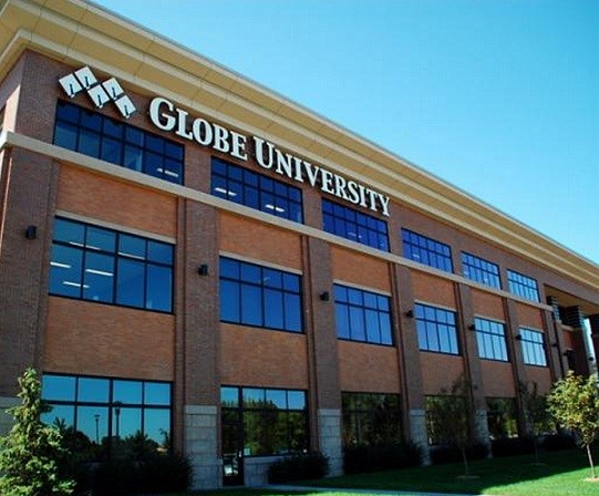 Cancelan fondos federales para Globe University y Escuela de Negocios en MN