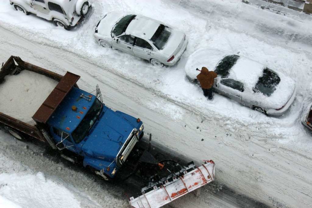 Snow-Minneapolis-Wikipediajpg