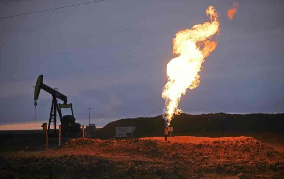 bakken-flaring Oil Industry