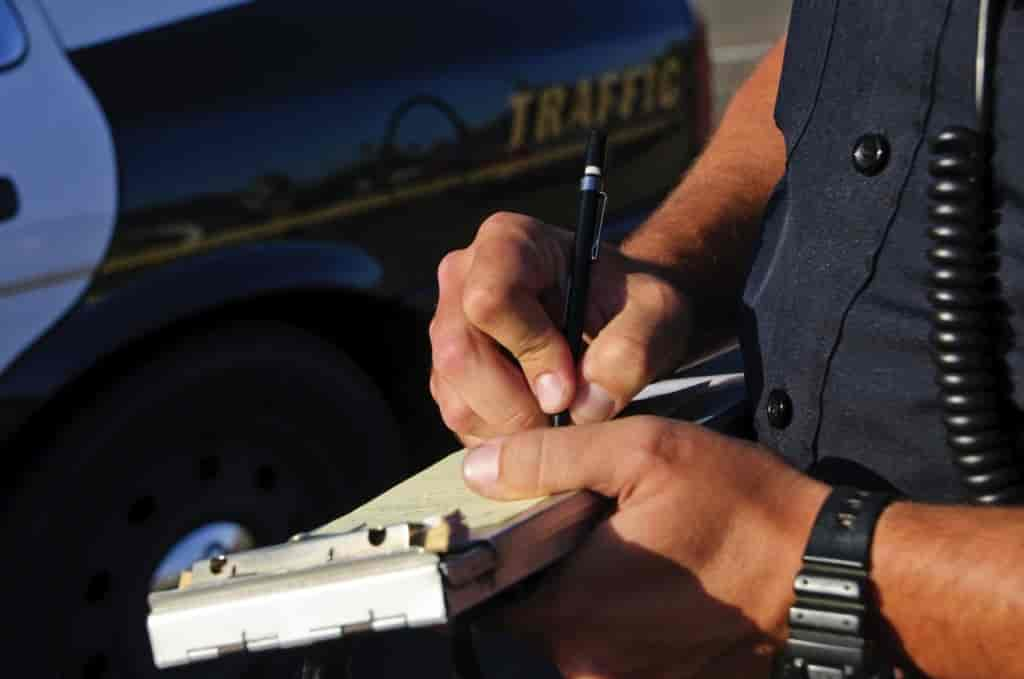 cop-writing-ticket1