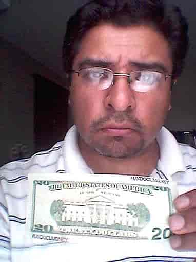 undocumoney