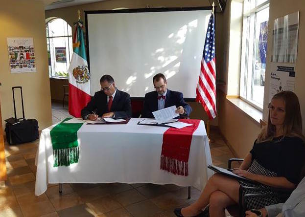 Se firma Acuerdo de Colaboración entre el Consulado de México en Saint Paul y la División de Horas y Salarios del Departamento del Trabajo de EEUU, Oficina del Distrito de Minneapolis.