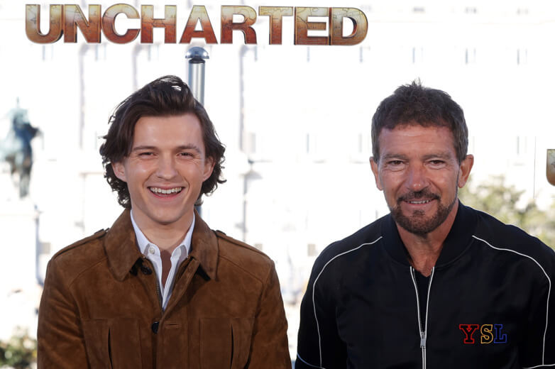 Tom Holland y Antonio Banderas triunfan en los cines de EEUU con "Uncharted"