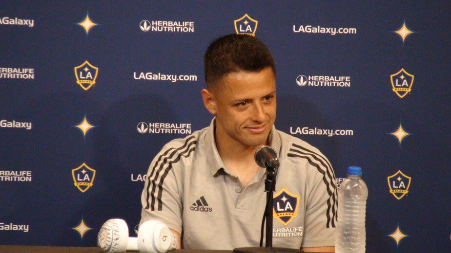 'Chicharito' marca en el 89 y los Galaxy derriban a los campeones de 2021, los NYC